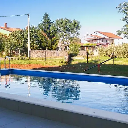 House Andrej 度假居