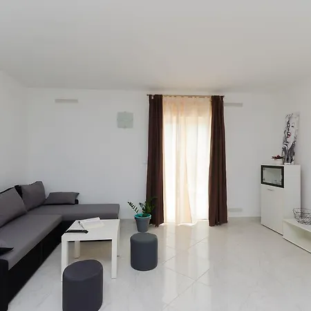House Andrej 度假居 普拉